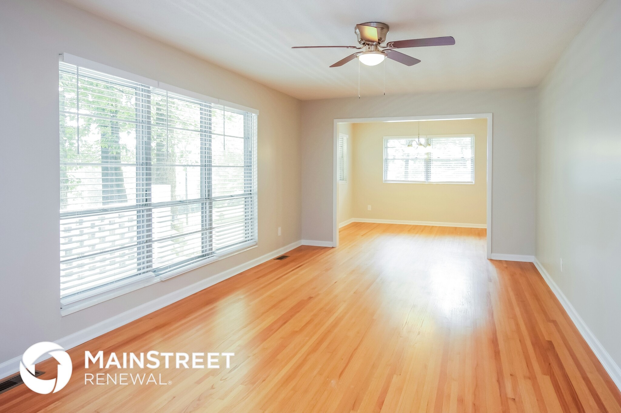 Building Photo - 2025 Rockwood Ln