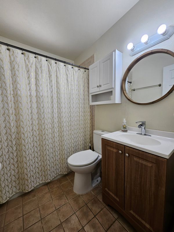 Building Photo - 1515 Desert Quail Ln