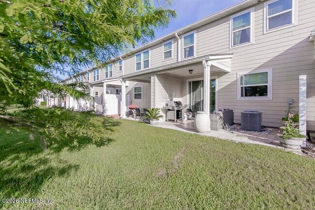Building Photo - 162 Nelson Ln