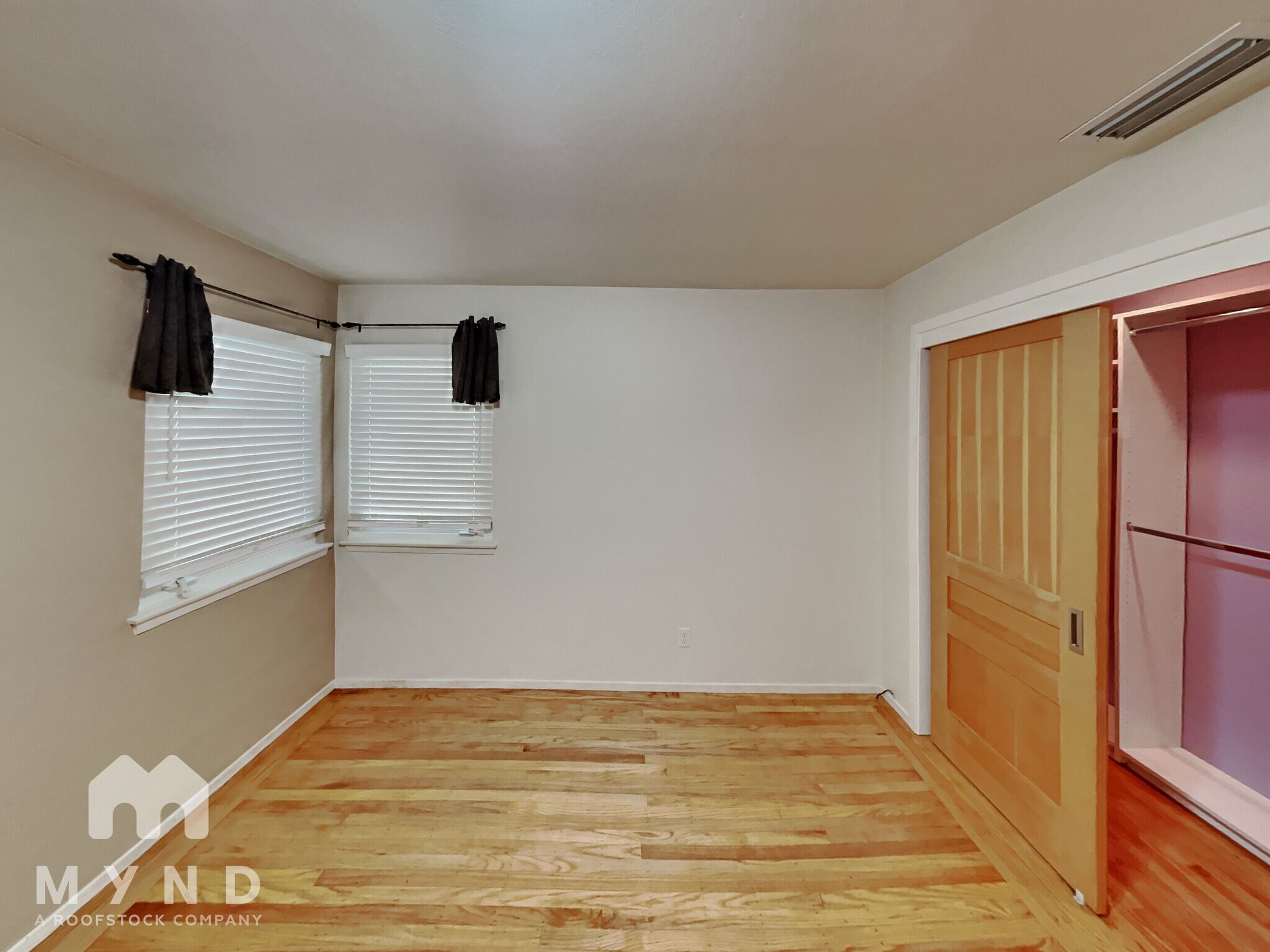 Building Photo - 2522 Buena Vista Ave