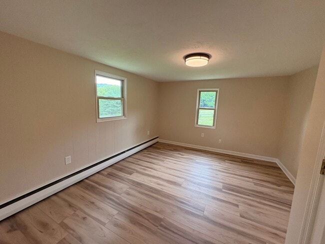 Building Photo - Newly Remodeled 2-Bedroom, 1.5-Bath Home