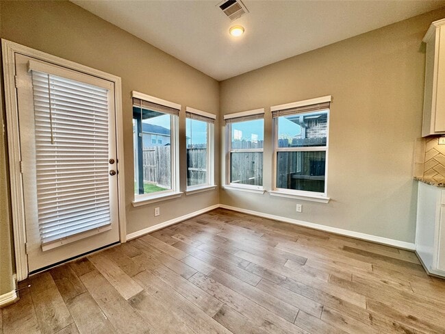 Building Photo - 28622 Monarch Cliffs Dr