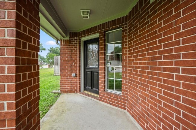 Building Photo - 5803 Sawyer Bend Ln