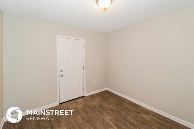 Building Photo - 2101 Rose Garden Cove