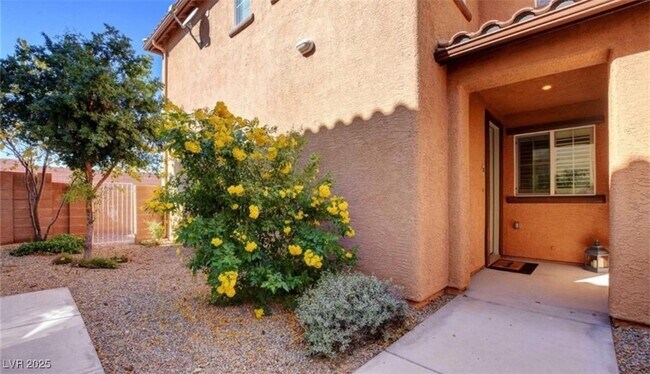 Building Photo - 6250 W Arby Ave
