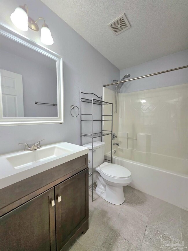 Building Photo - 4972 Genevive Ct