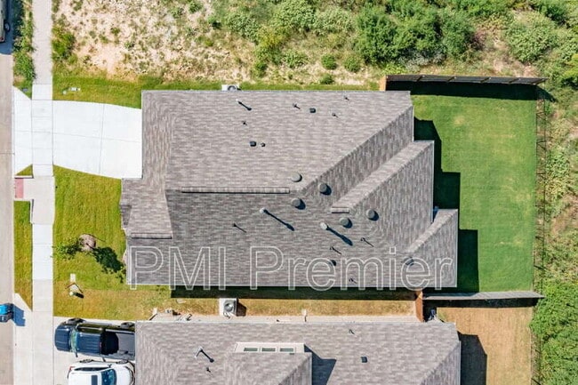 Building Photo - 14817 Equine Trail
