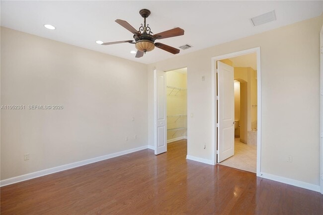 Building Photo - 2900 NW 125th Ave