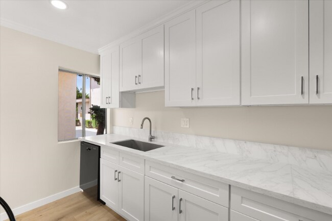Building Photo - 2935 W 235th St