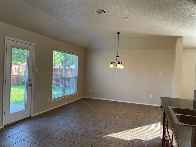 Building Photo - 9801 Nixon Dr