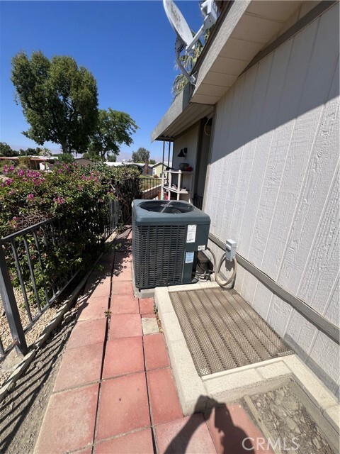 Building Photo - 47741 Del Norte Ct