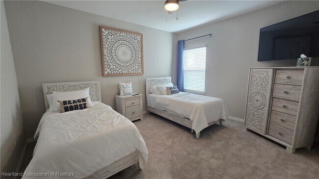 Building Photo - 6001 Anise Dr