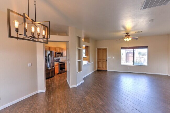 Building Photo - Vail - Rural Property on acreage