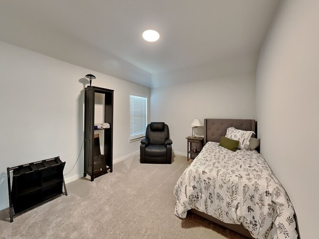 Building Photo - LIKE NEW HOME BUILT IN 2024 IN HIGHLY SOUGHT AFTER MADERO ADDITION IN HASLET