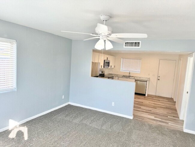 Building Photo - Ocotillo