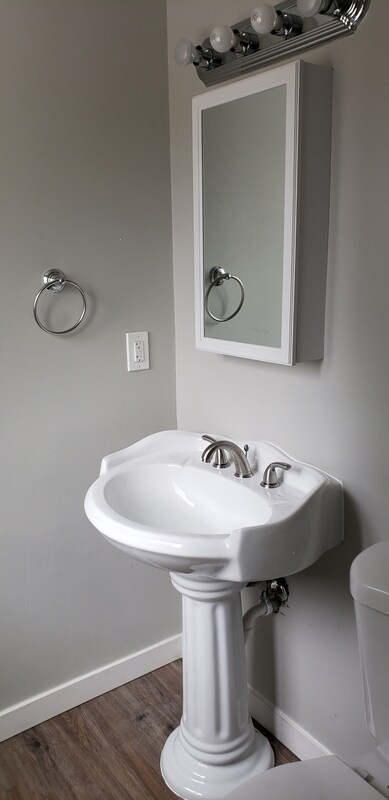 Building Photo - 765 N Colorado Ave