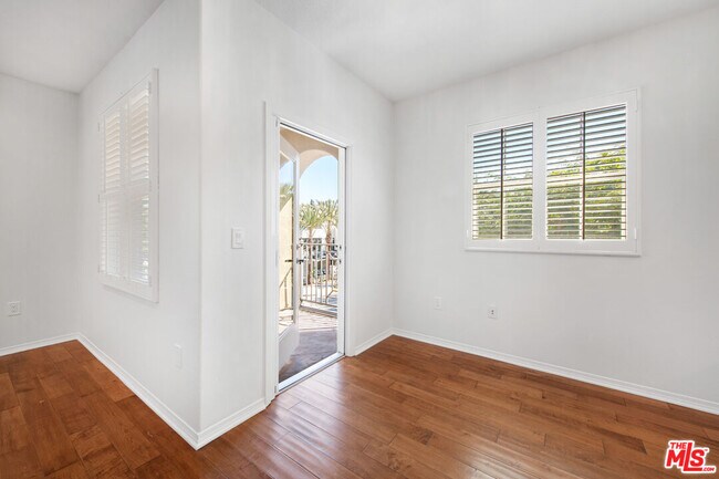 Building Photo - 13080 Pacific Promenade