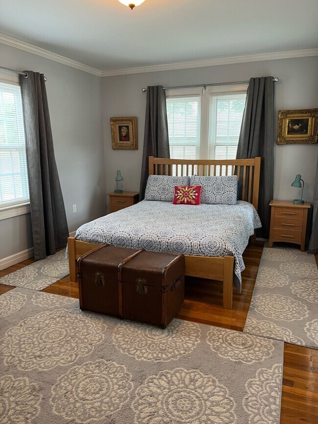 Building Photo - 2516 22nd St