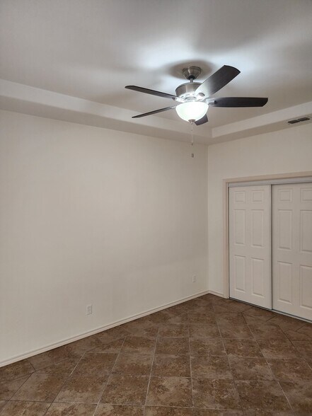 Building Photo - 600 Buena Vista Dr