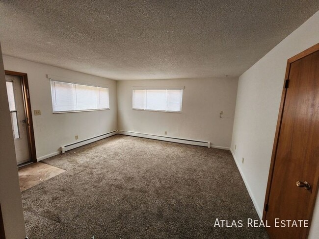 Building Photo - 851 30th Ave Ct