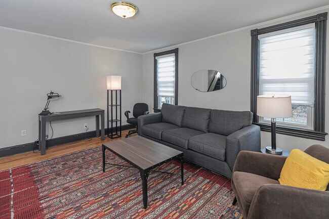 Building Photo - 357-359-359 Nassau St