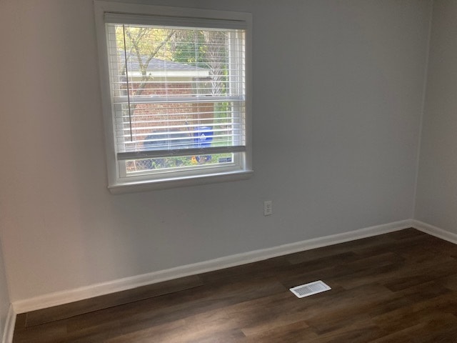 3 Bedroom 2 Full Bath Bungalow Minutes from Downtown Charleston with Charleston Harbor Views - 811 Minnie St