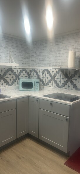 Building Photo - 3960 Aspen Ave