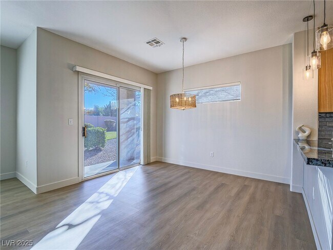 Building Photo - 1510 Fieldbrook St