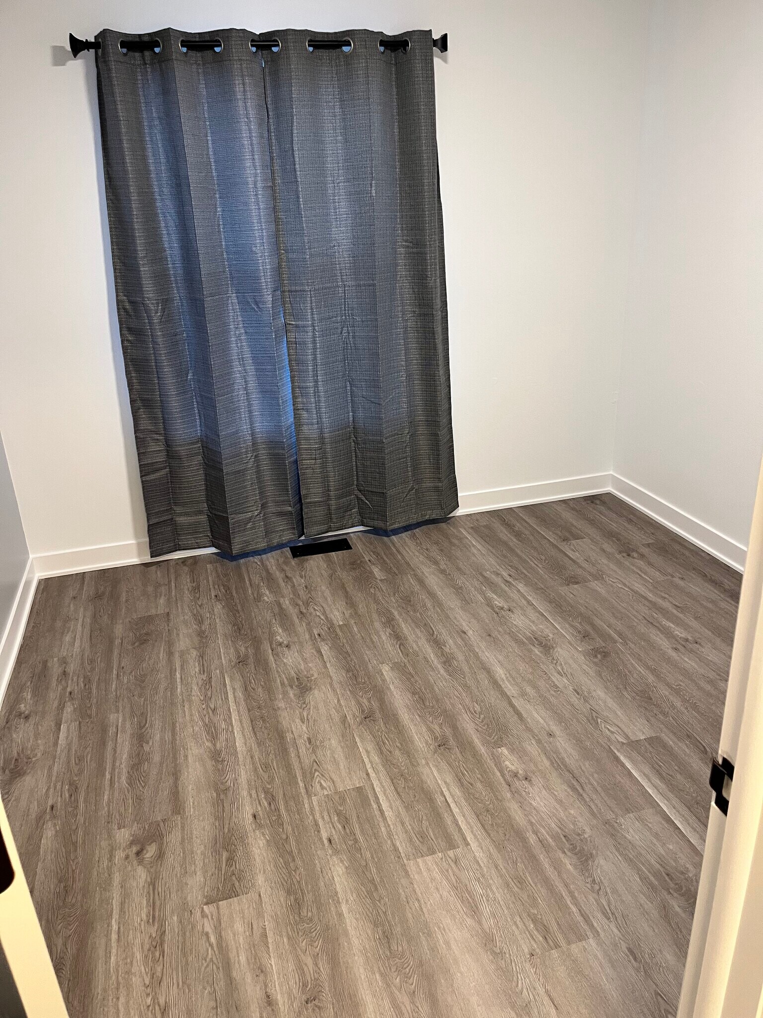 Building Photo - 1032 Auburn Ln