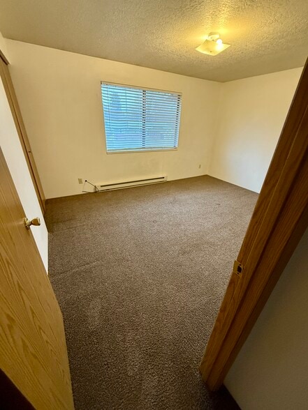 Building Photo - 631 Quincy St