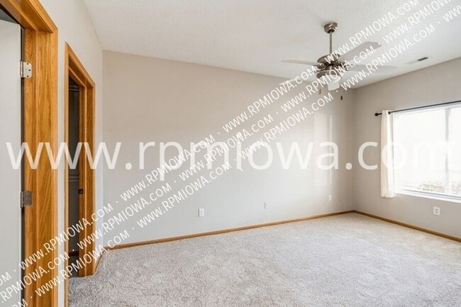 Building Photo - 1845 SW White Birch Cir