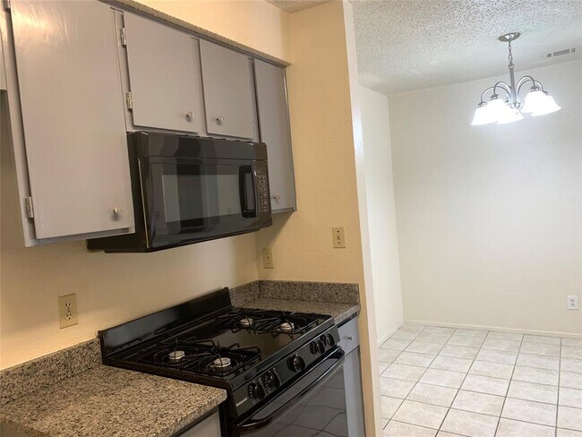 Building Photo - 10436 Doc Holliday Trail