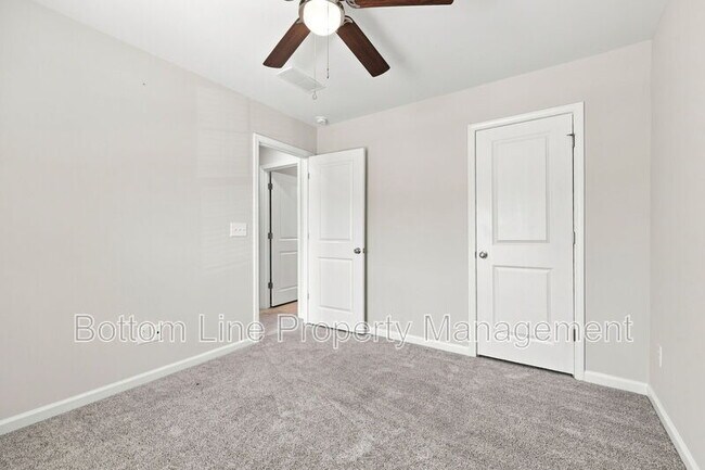 Building Photo - 1615 Glacier Dr