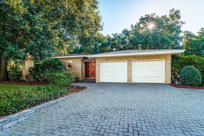 Building Photo - 1203 Easton Dr