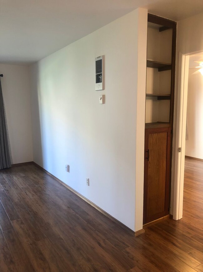 Building Photo - Rancho Mission Villas, 1 Bedroom, 1 Bath, ...