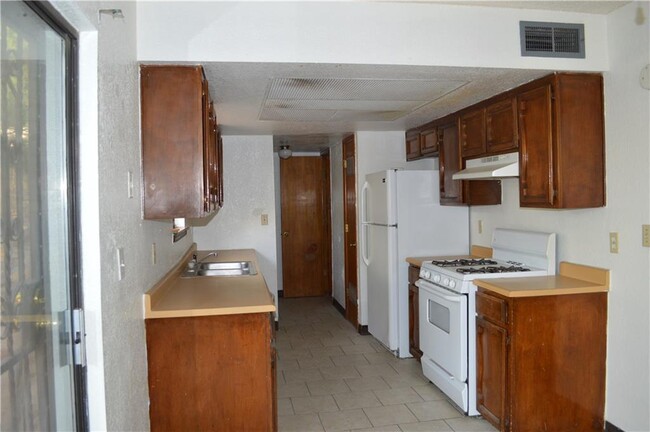 Building Photo - 11613 James Watt Dr
