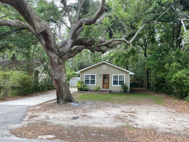 Building Photo - 418 Meritta Ave