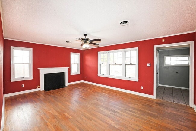 Building Photo - 1528 S Lipscomb St