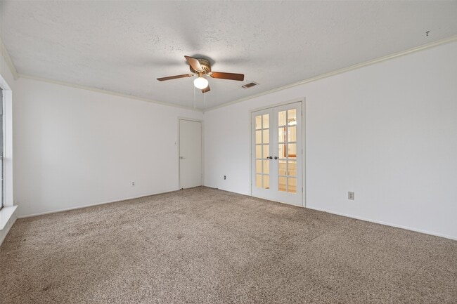 Building Photo - 13908 Cravenridge Dr