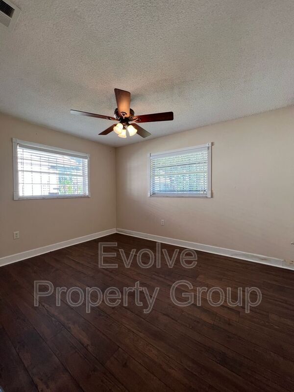 Building Photo - 1789 Gumwood Ct