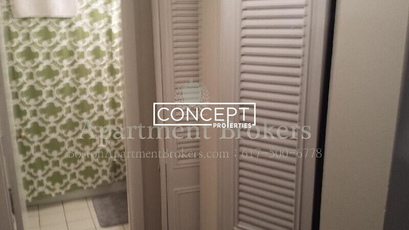 Building Photo - 361 Faneuil St