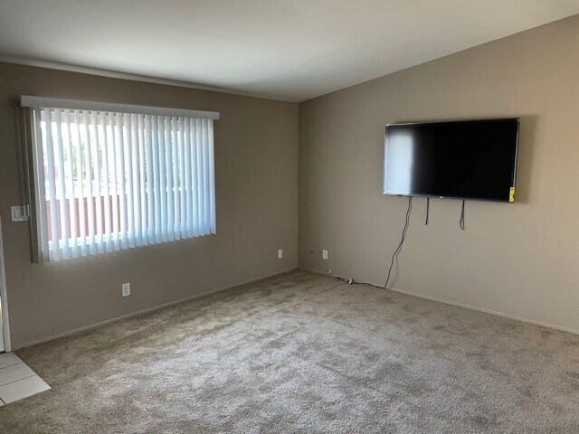 Building Photo - 788 W 18th St