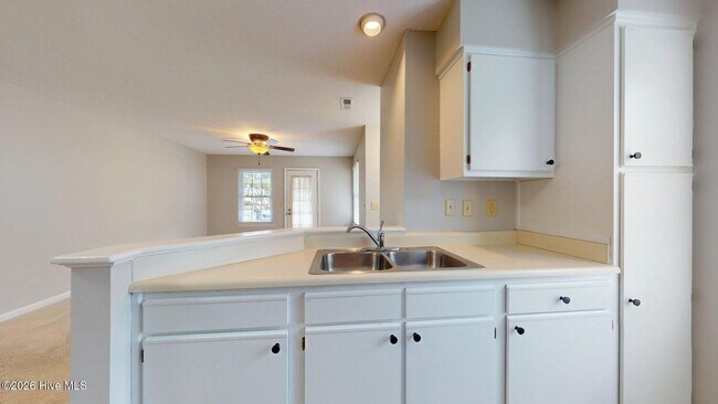 Building Photo - 1203 Wilshire Cir
