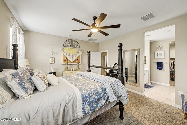 Building Photo - 24054 W Verlea Dr