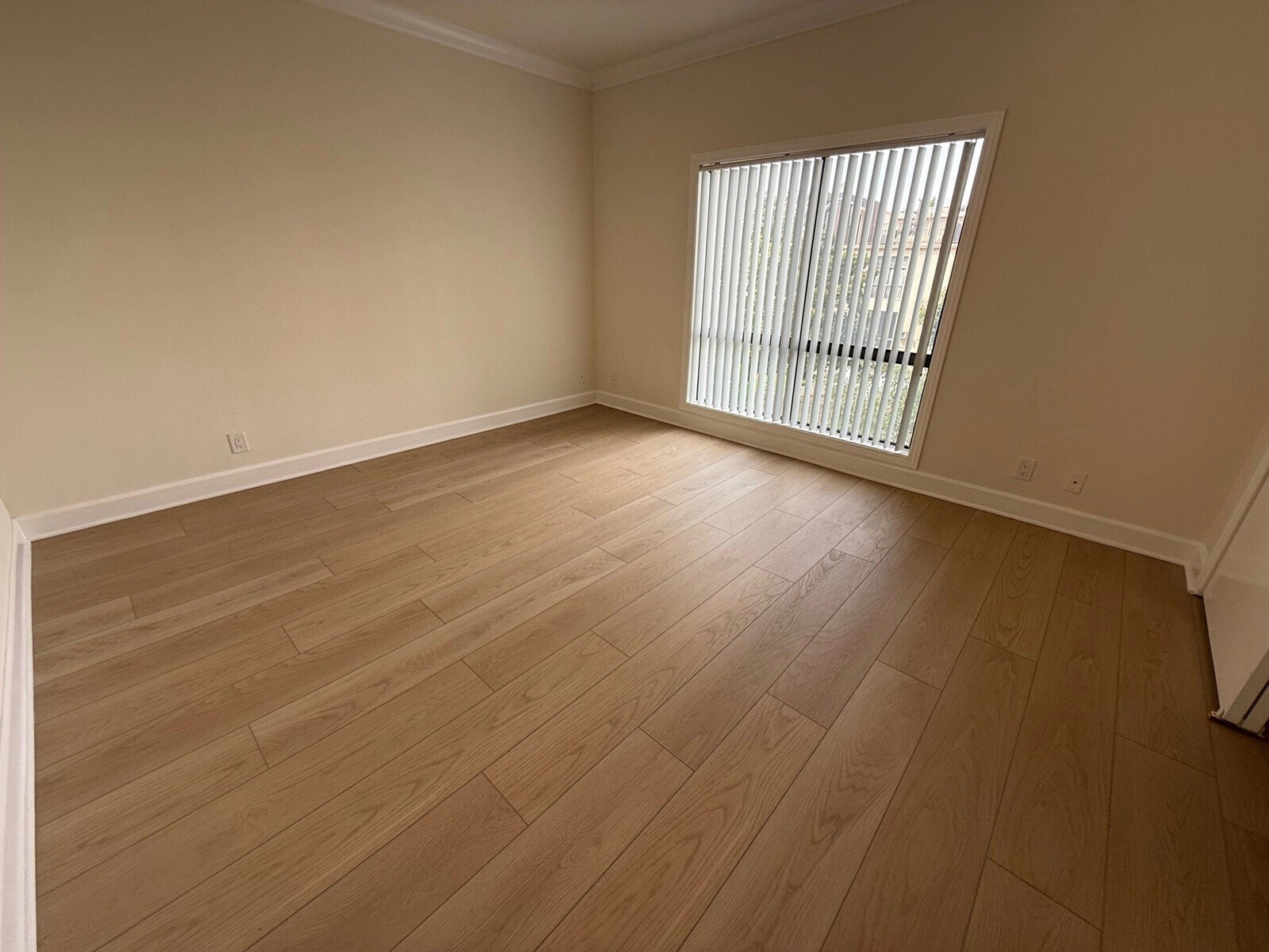 Building Photo - 1940 Malcolm Ave