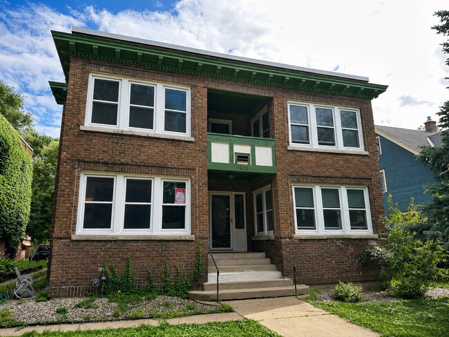 Building Photo - 1838 Portland Ave