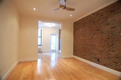 Building Photo - 380 E 10th St