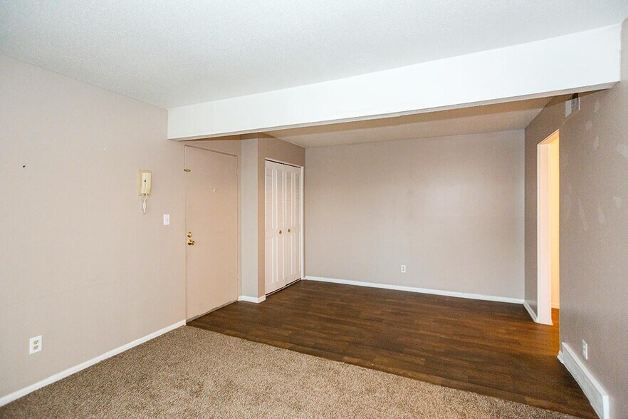 Mission Manor Apartments 41214127 Thompson St Kansas City KS 66103