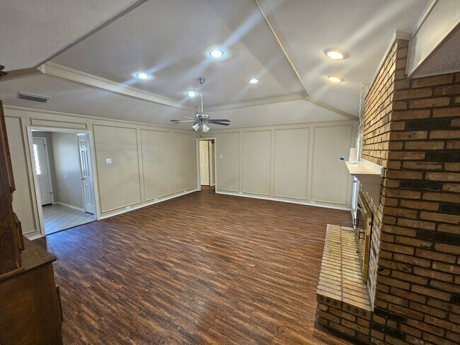 Building Photo - 1340 Grand Teton Dr
