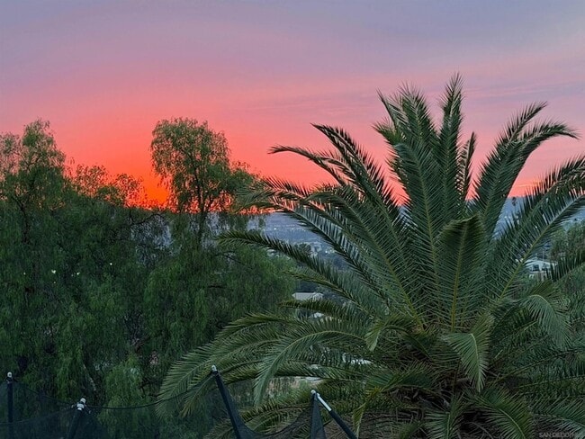 Building Photo - 2062 Valley Rim Rd